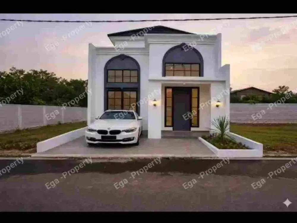 Rumah mewah fasat tinggi cash dan KPR tersedia..