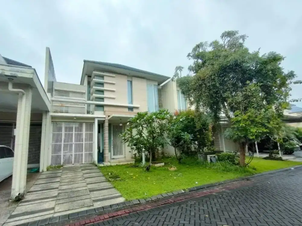 DIJUAL RUMAH PAKUWON INDAH THE MANSION