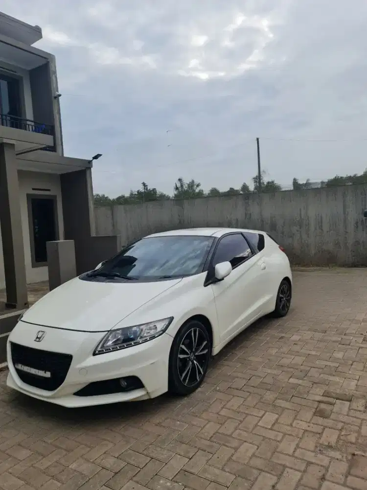 CRZ 2011 Hybrid Low KM ISTIMEWA