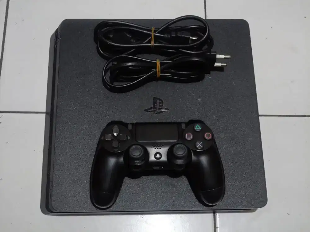 Sony PlayStation 4 PS4 Slim 500GB Original