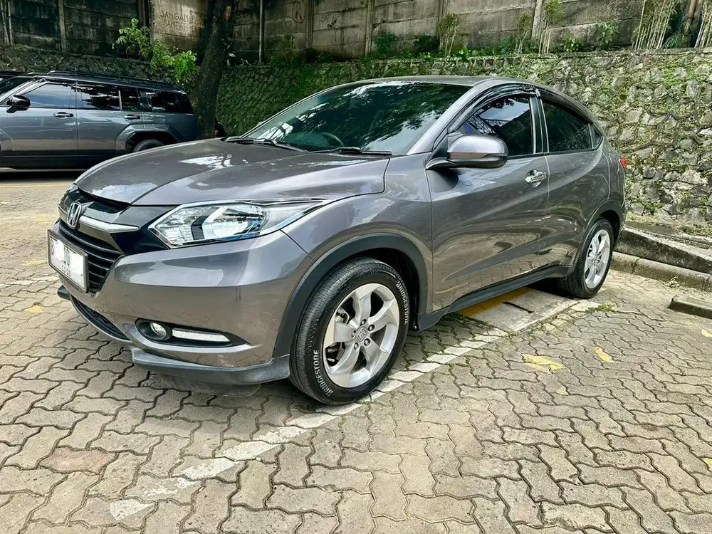 HRV Low Km. Milik pribadi. Mulus siap keluar kota!