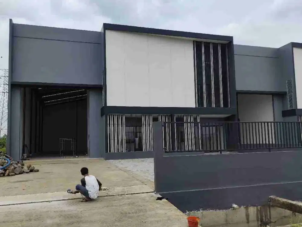 sewa gudang baru dan besar di kawasan pergudangan blessindo legok