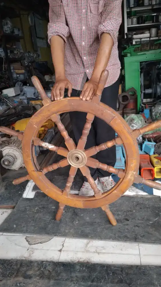 Setir Kapal Bahan Kayu ready