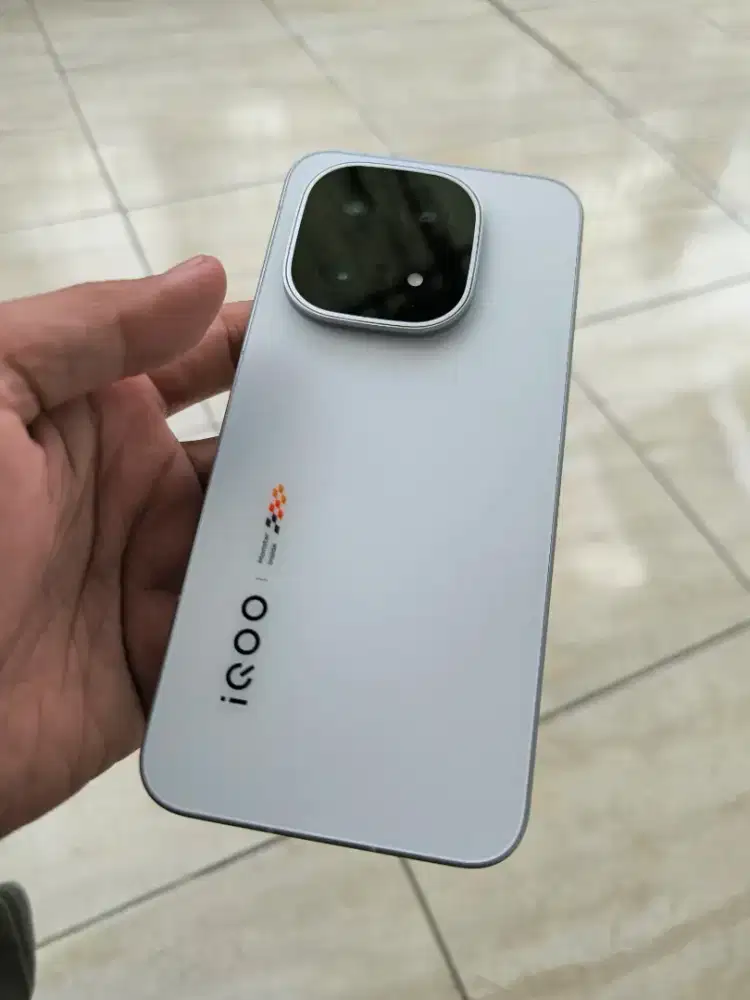 Dijual Iqoo 15 16/512 Like New Baru Bbrp hari