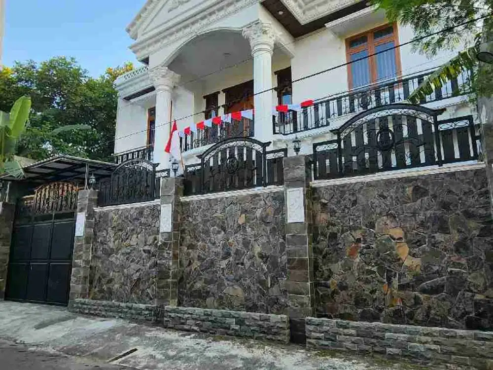 Dijual rumah bagus harga murah lokasi sumber