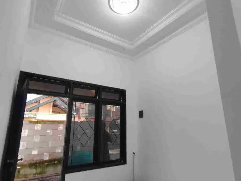 Rumah Siap Huni Ikan Piranha Dekat Suhat