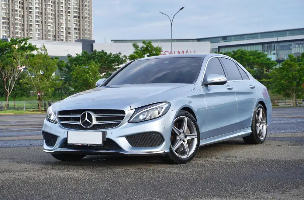 Mercedes Benz C250
W205 AMG 2015 / 2016