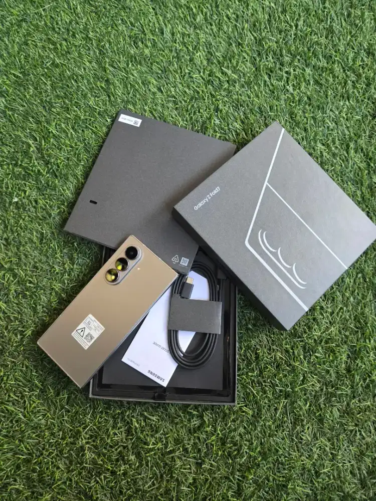 samsung z fold 7 256gb silver garansi resmi panjang