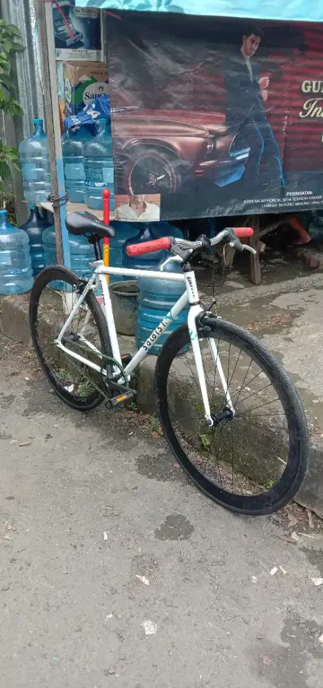 Fixie United soloist