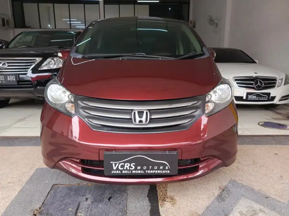 HONDA FREED E PSD 2010 KHUSUS YANG CARI KONDISI SUPER ISTIMEWA