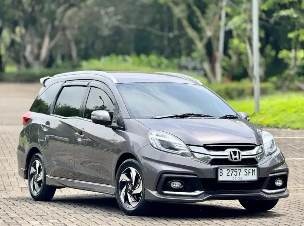 DP 10jt! Honda Mobilio RS Matic 2015 Antik Spt Baru!!
