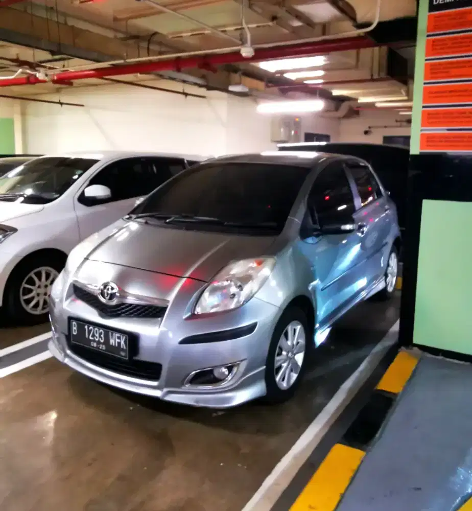 Toyota Yaris 2010 Bensin