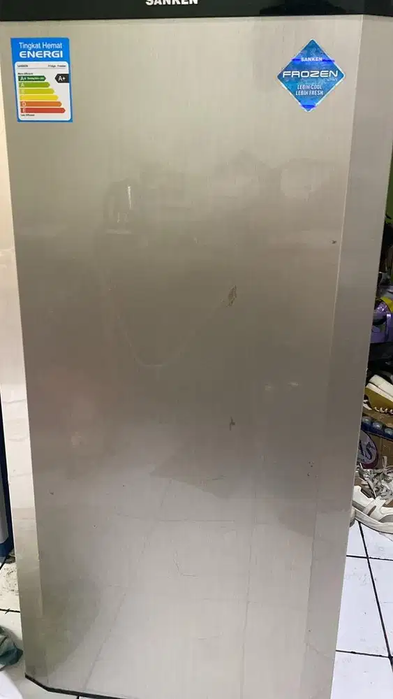 Dijual Kulkas Merk Sanken