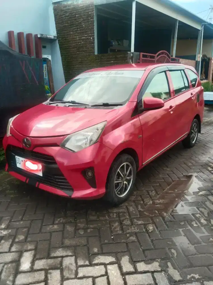 Mobil calya tipe e 1,2 lengkap