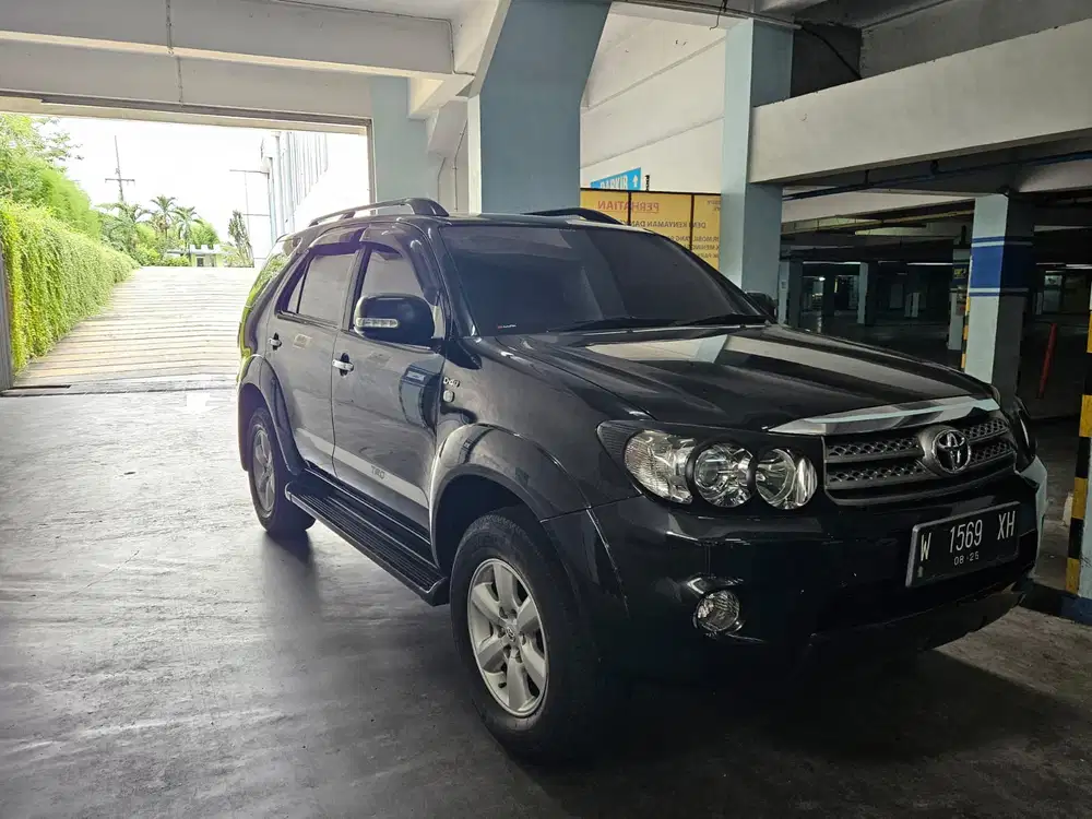 Toyota Fortuner 2011 Diesel