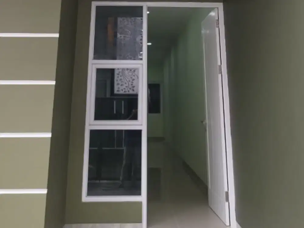 Rumah Meruya Ilir Jakarta Barat 2 Lantai, LT 100m2 LB 140m2