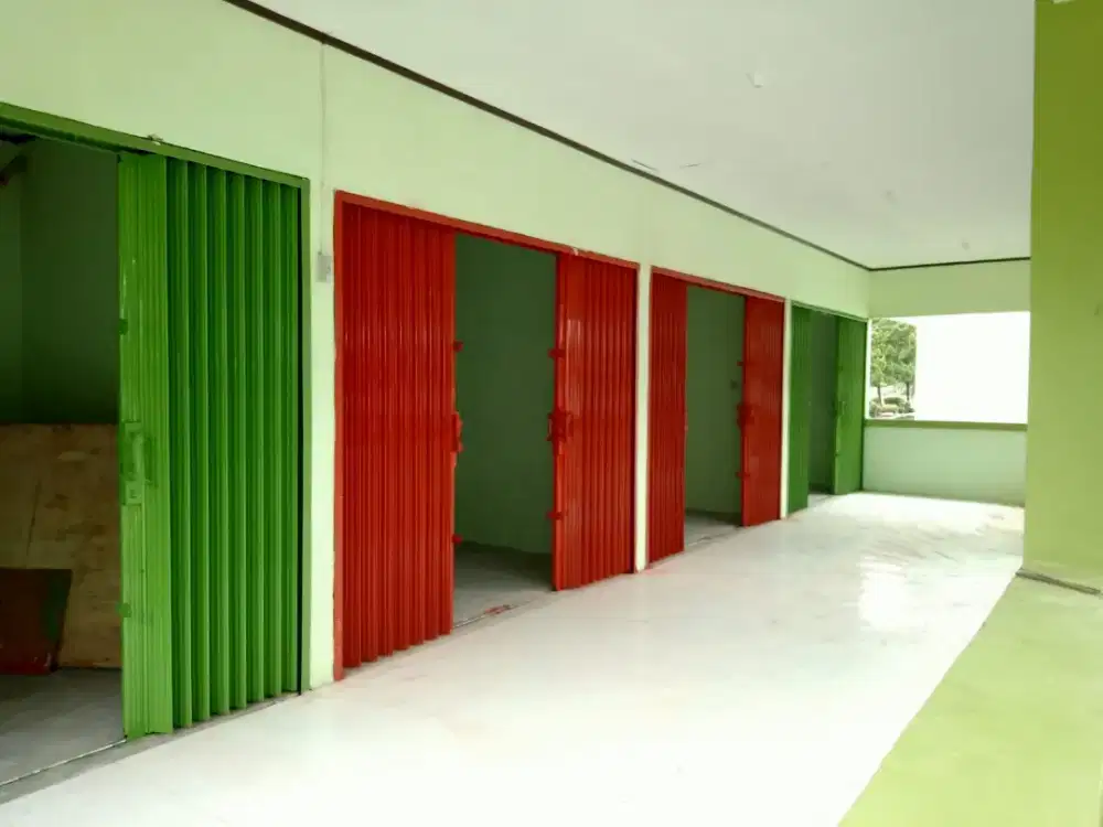 Rolling door dan folding gate besi