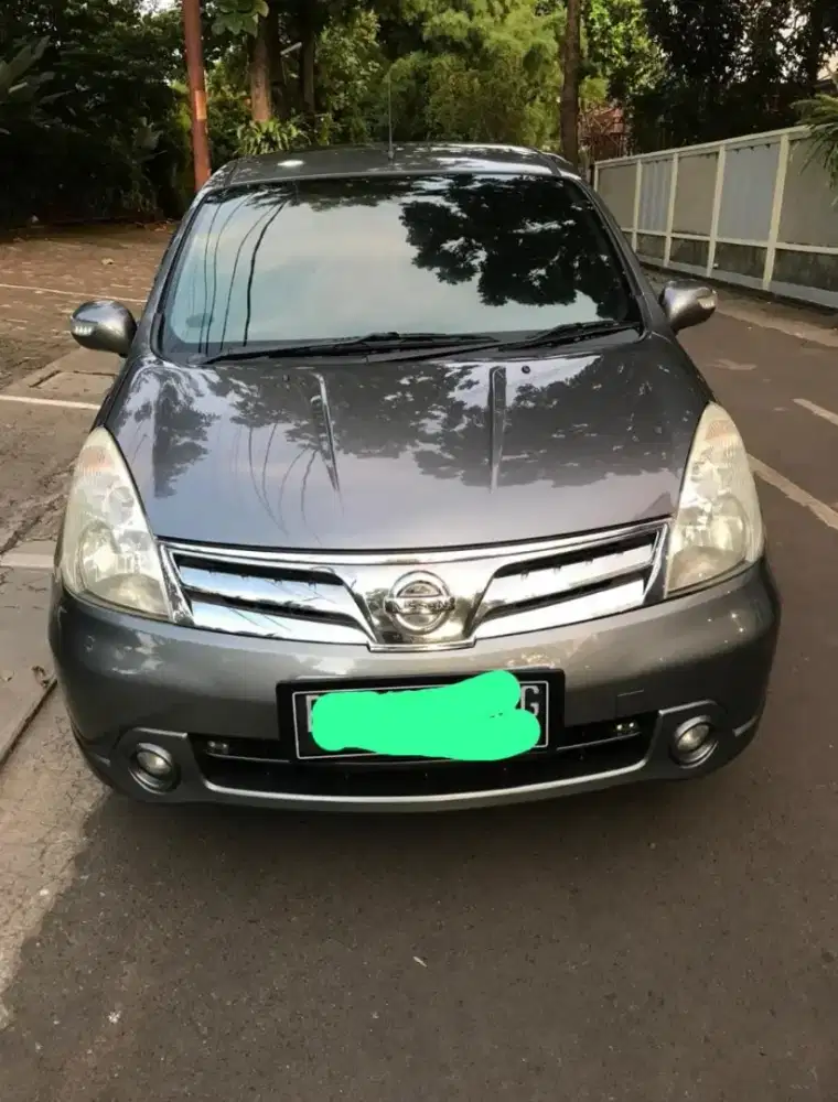 Jual Nissan Grand Livina 1.5 XV Automatic Ultimate