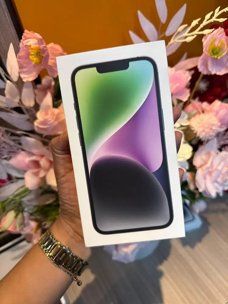 iphone 14 128 midnight brand new