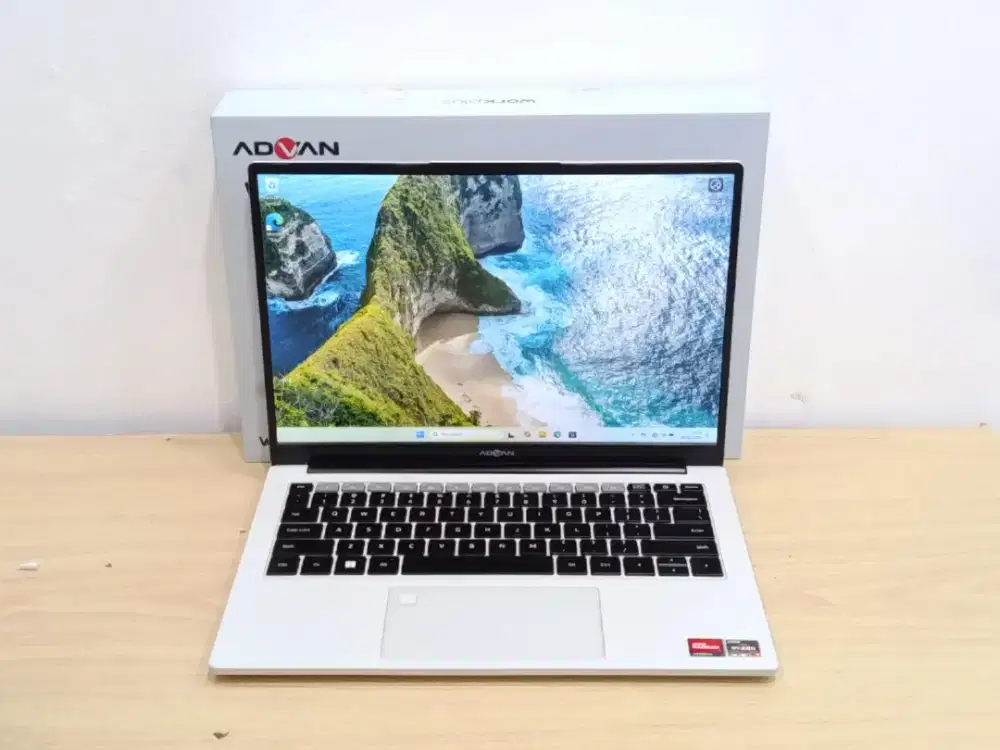 Laptop Advan Workplus 1701 prosesor AMD Ryzen 7-7735HS RAM 16GB SSD 51