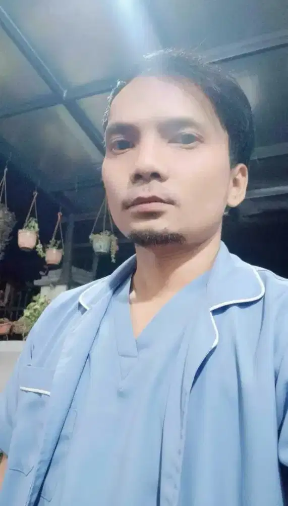 Cari kerjaan Caregiver (perawat lansia) Senin s/d Rabu
