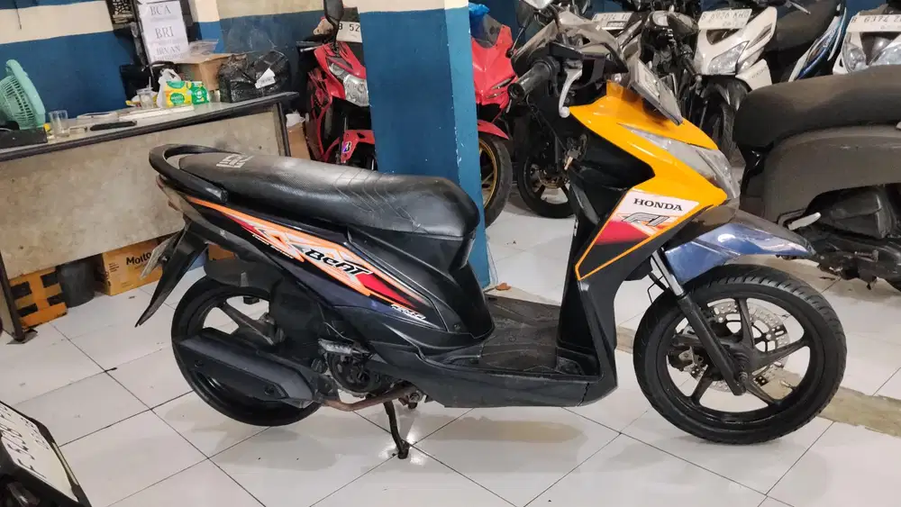 Jual cepat Honda beat fi 2014 pajak hidup siap pakai