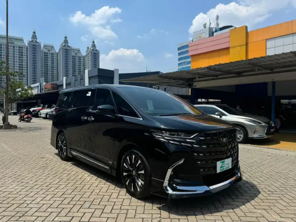 ALPHARD HYBRID MODELISTA 2024