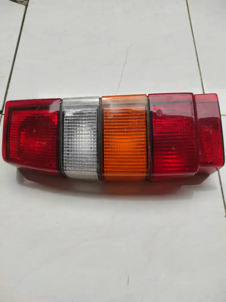 Lampu belakang Volvo 960 station wagon estate original