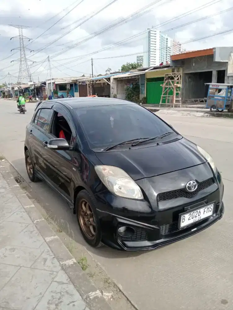 Yaris TRD tahun 2013 manual