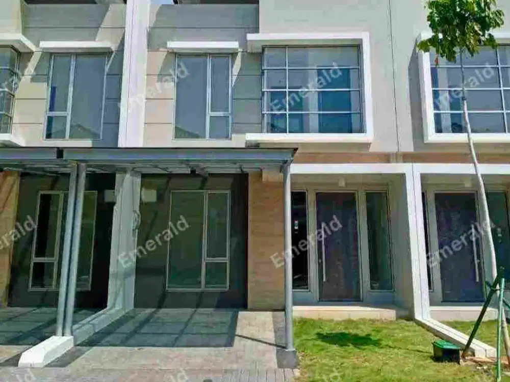 Rumah Siap Huni di Kawasan Prestige Golf Island PIK