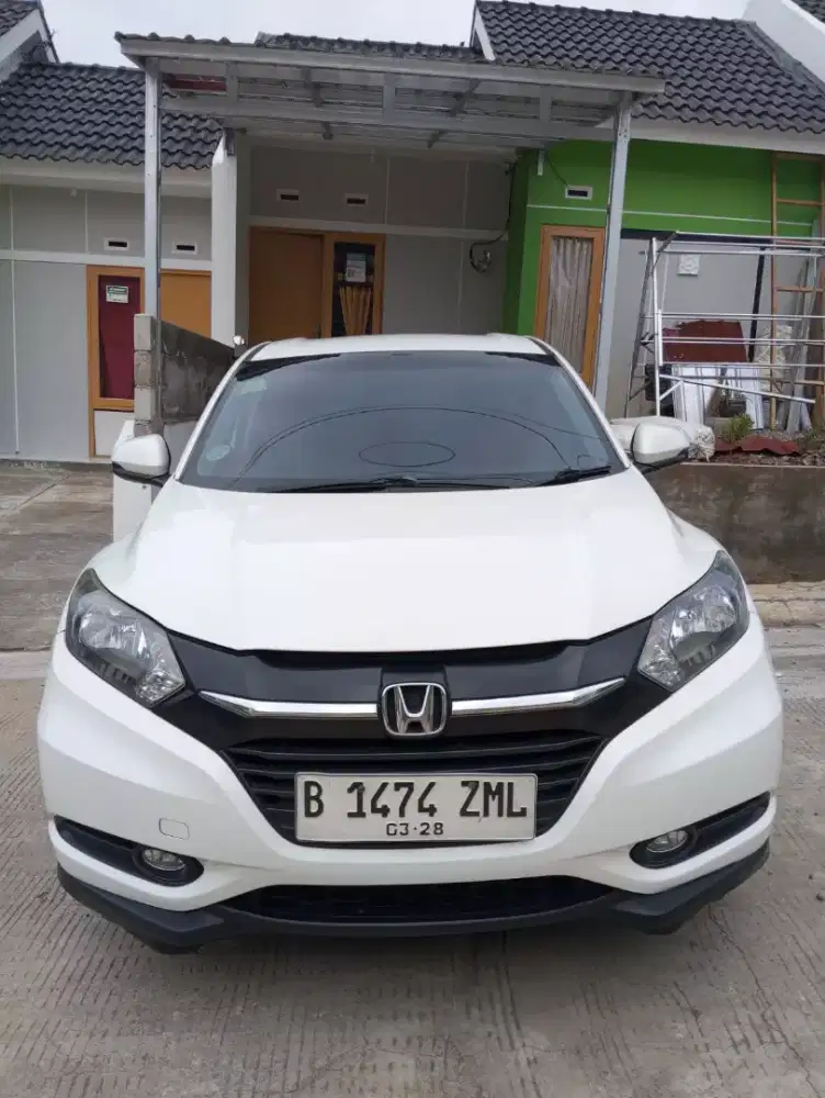 dijual honda Hrv thn 2018 type E metic pajak on kondisi bagus pajak on