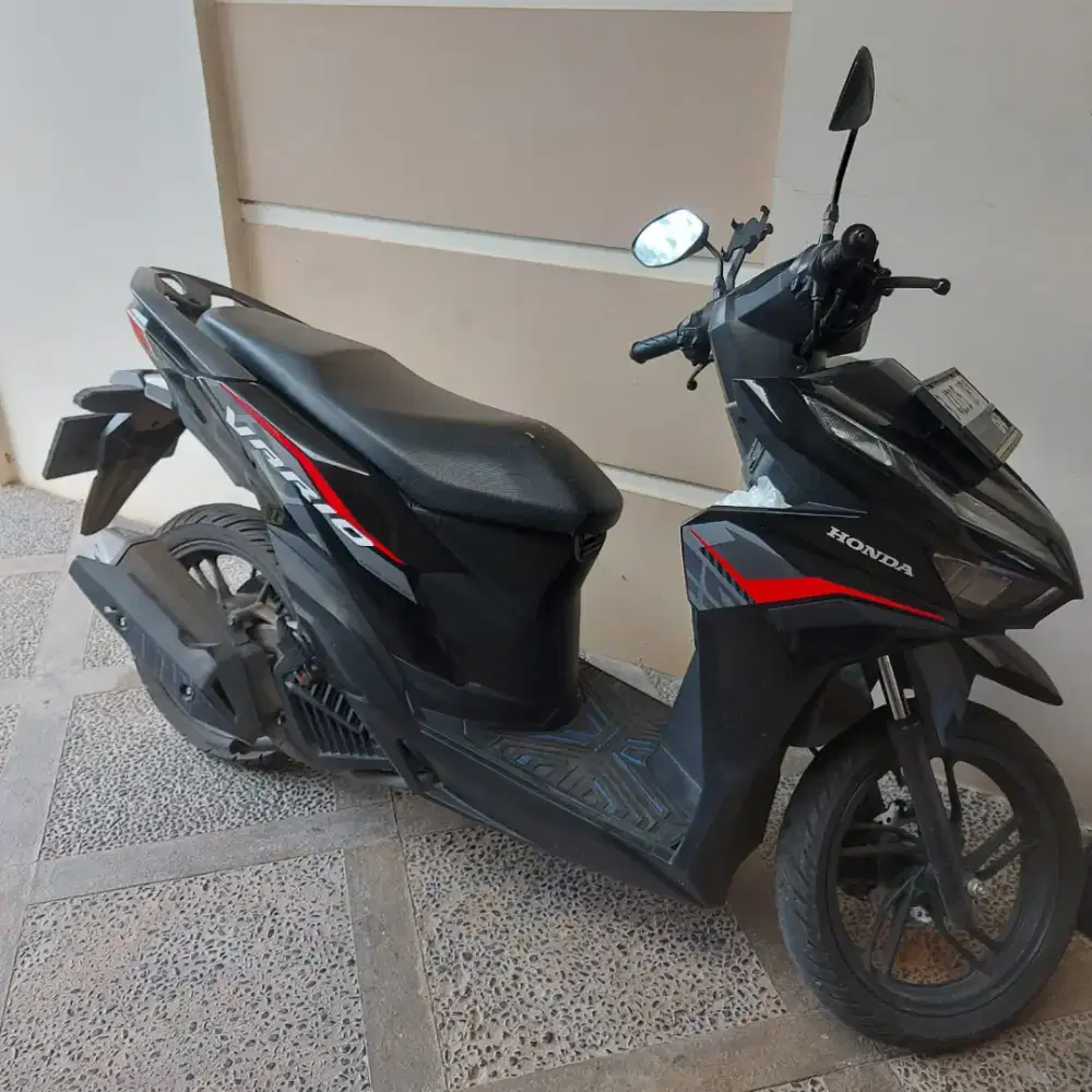 Vario 125 tahun 2023 lengkap