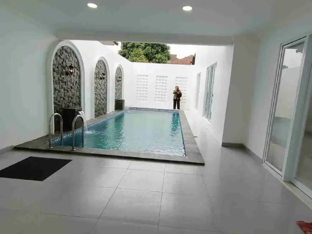 Dijual 1 Unit Rumah baru kolam renang semi furnished cluster depan Sentul city Bogor