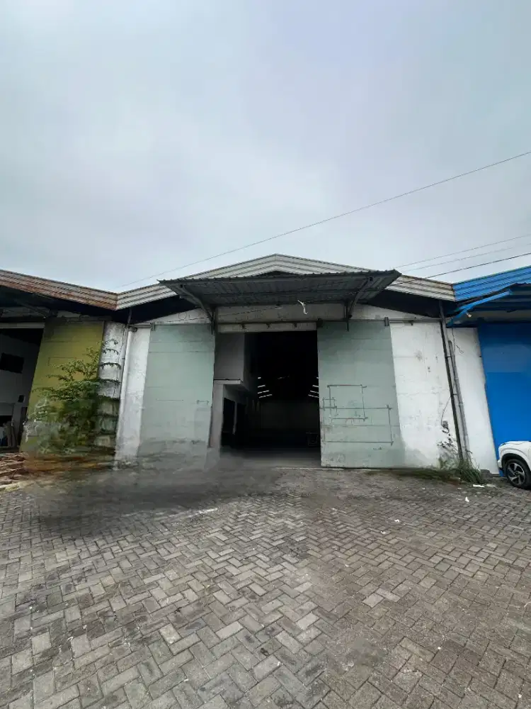 Dijual Gudang Margomulyo Permai A