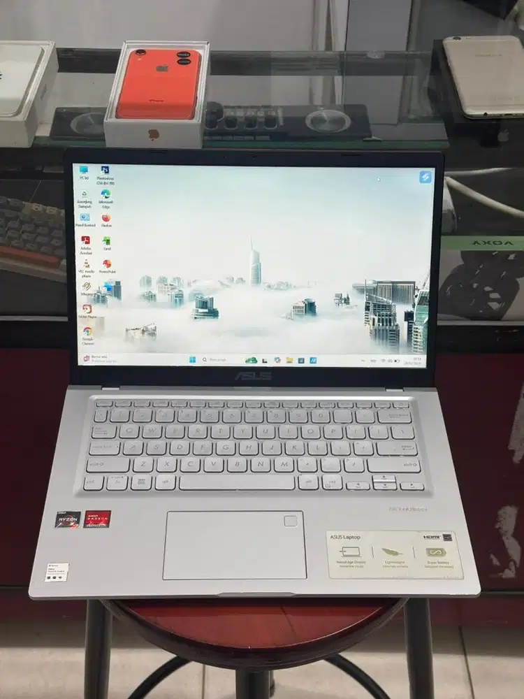 Laptop asus vivobook ryzen 3 ram 8gb ssd 512gb lengkap kotak