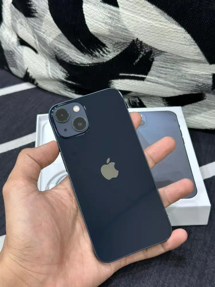 iPhone 13 128Gb iBox