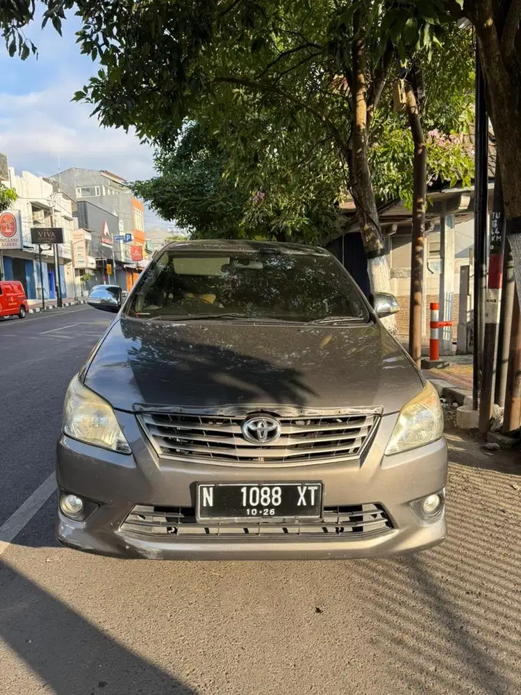 Kijang Innova grand G 2011 Manual atasnama sendiri