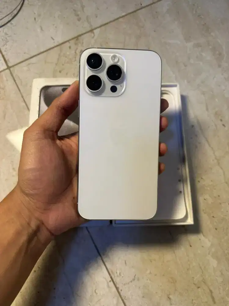 Iphone 15 promax 256gb ibox white titanium
fullset