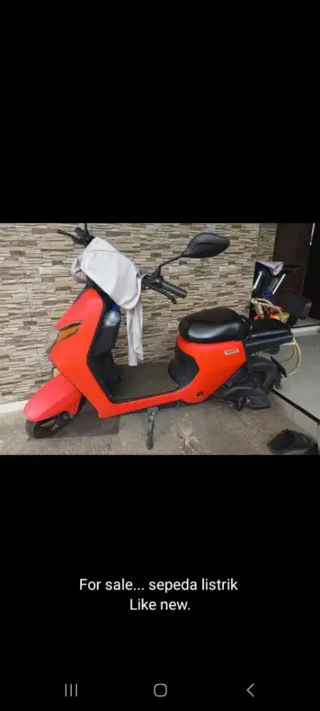 Sepeda listrik uwinfly D60 merah