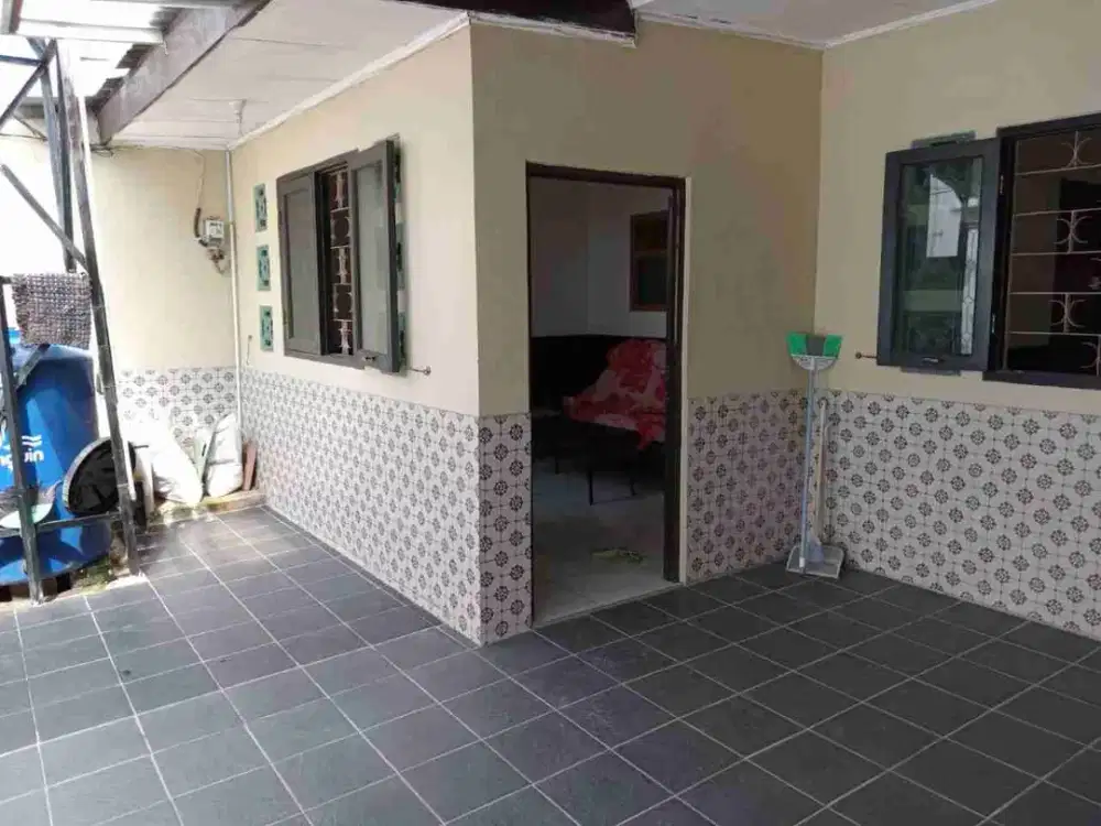 Disewakan Rumah semifurnish di Duren sawit jakarta timur