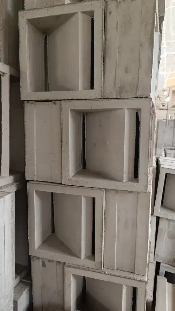 Roster beton minimalis