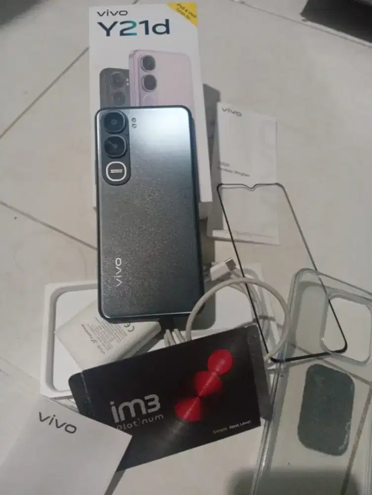Dijual HP new barusan beli buka ajaa Vivo Y21d gress 128Gb mem 4+4=8GB