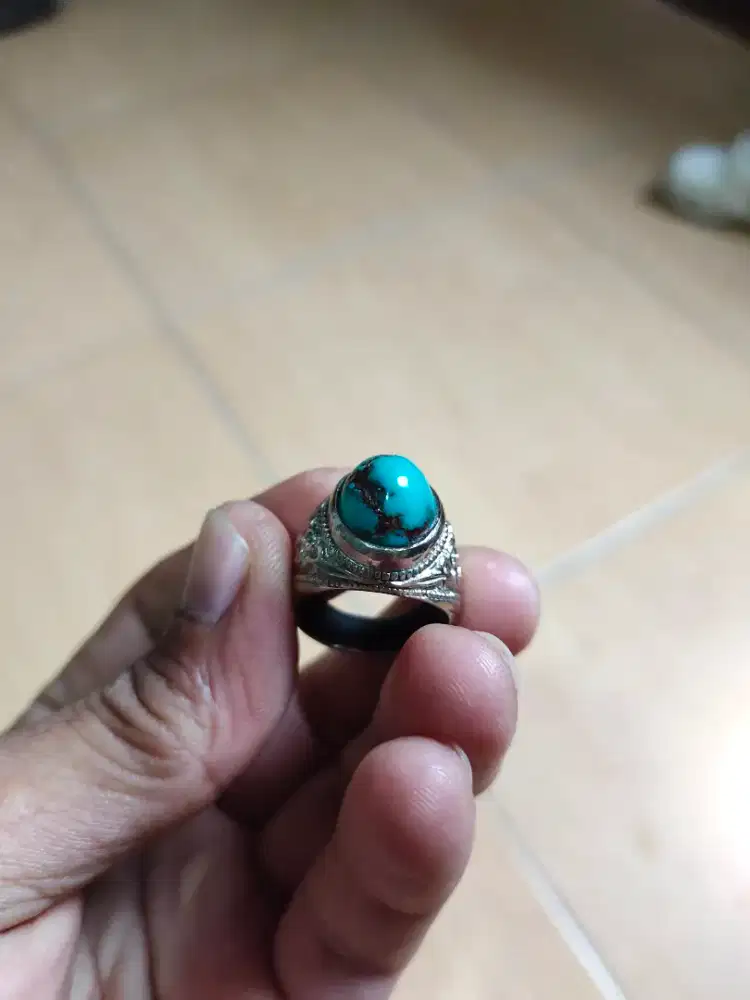 Cincin batu permata pirus persia