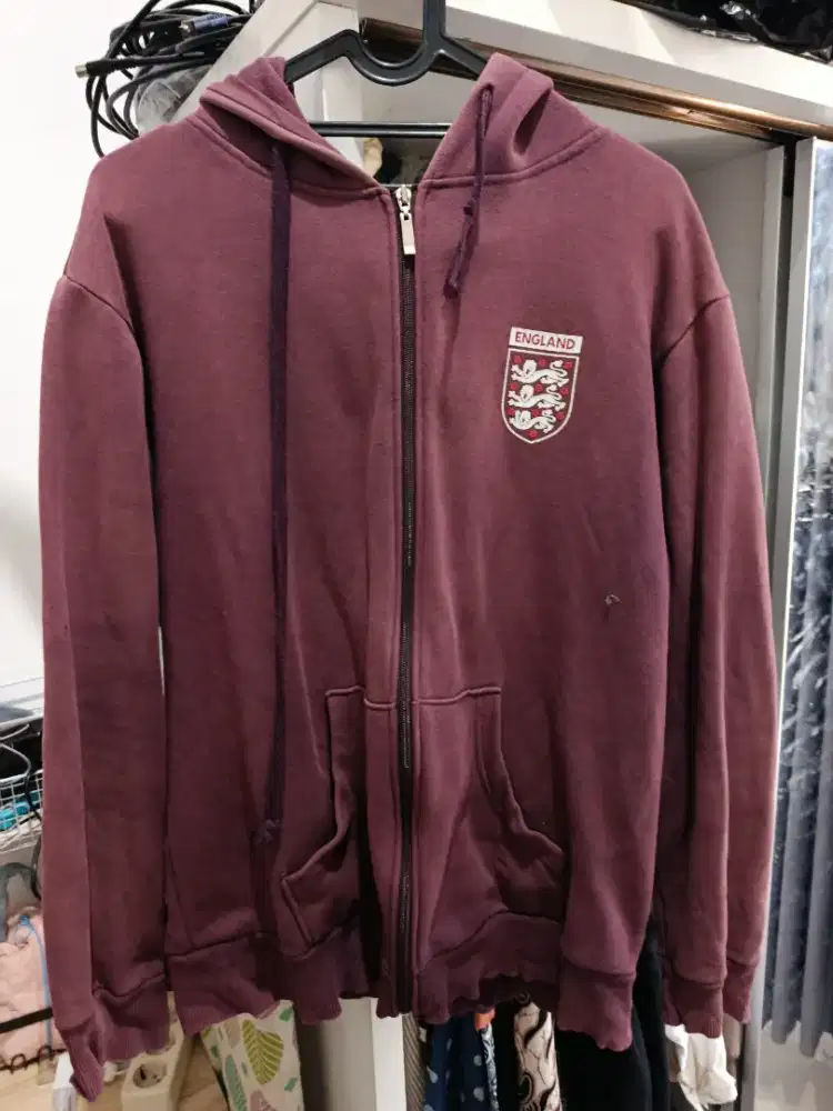 Sweater england agak kusam bahan lembut