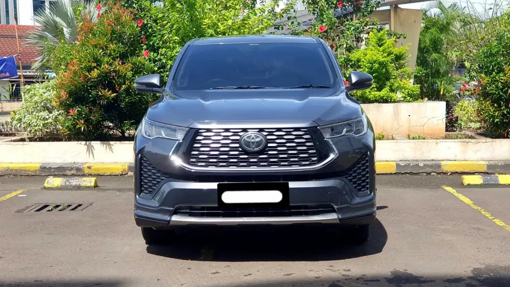 Km 17rb toyota zenix v hybrid modelista 2025 abu pajak panjang