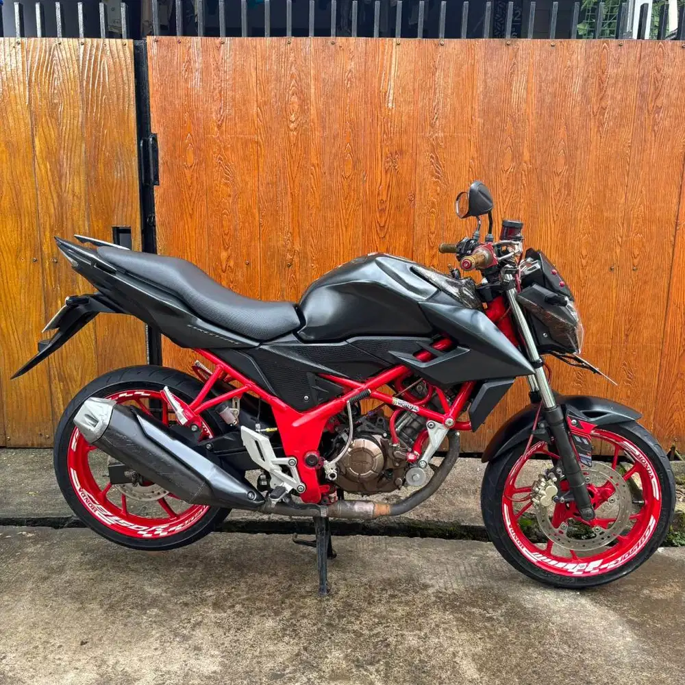 CB 150R SE TH 2016 SURAT LENGKAP TERMURAH MESIN ADEM SIAP PAKAI