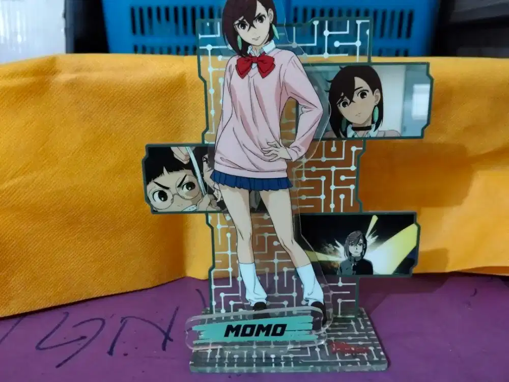 Acrylic Standee Momo Ayase - DanDaDan