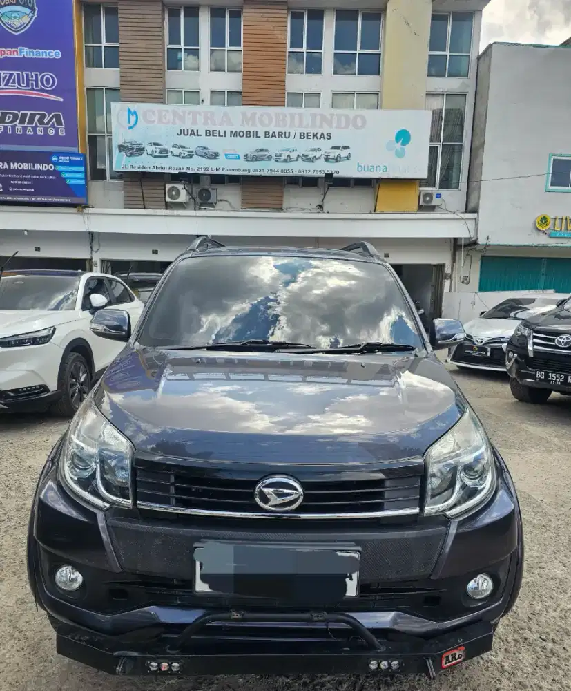 Terios R 1.5 MT 2017 istimewa dp 20 jt