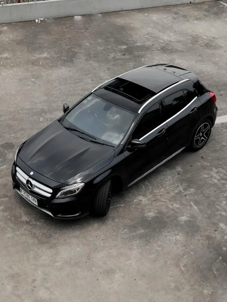 Mercedes-Benz GLA200 2015 Bensin