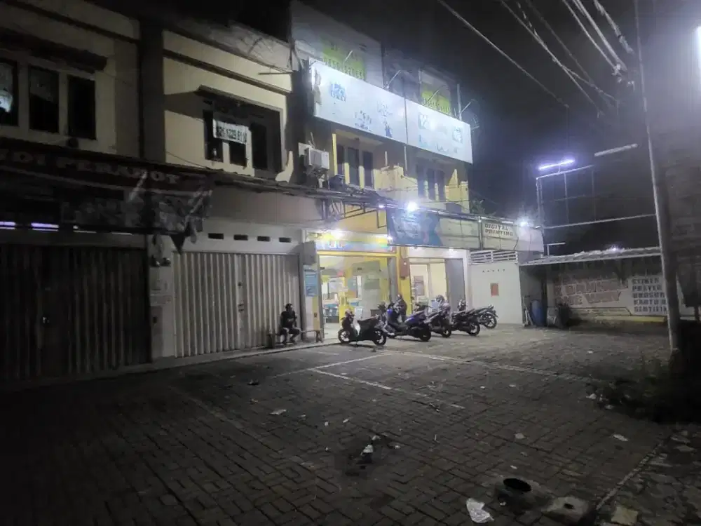 2 Ruko Gandeng 3 lantai strategis